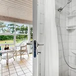 בית נופש Adrienne - 240m From The Sea By Interhome