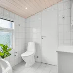 Adrienne - 240m From The Sea By Interhome הירטסהלס