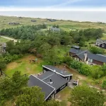 Adrienne - 240m From The Sea By Interhome בית נופש